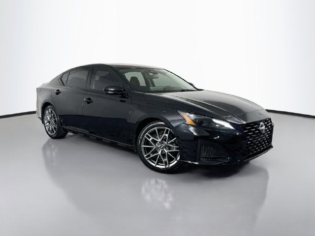 2024 Nissan Altima 2.0 SR
