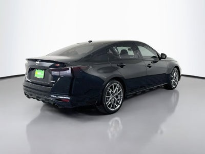 2024 Nissan Altima 2.0 SR