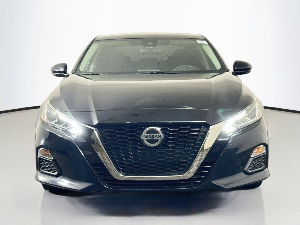 2021 Nissan Altima 2.0 SR