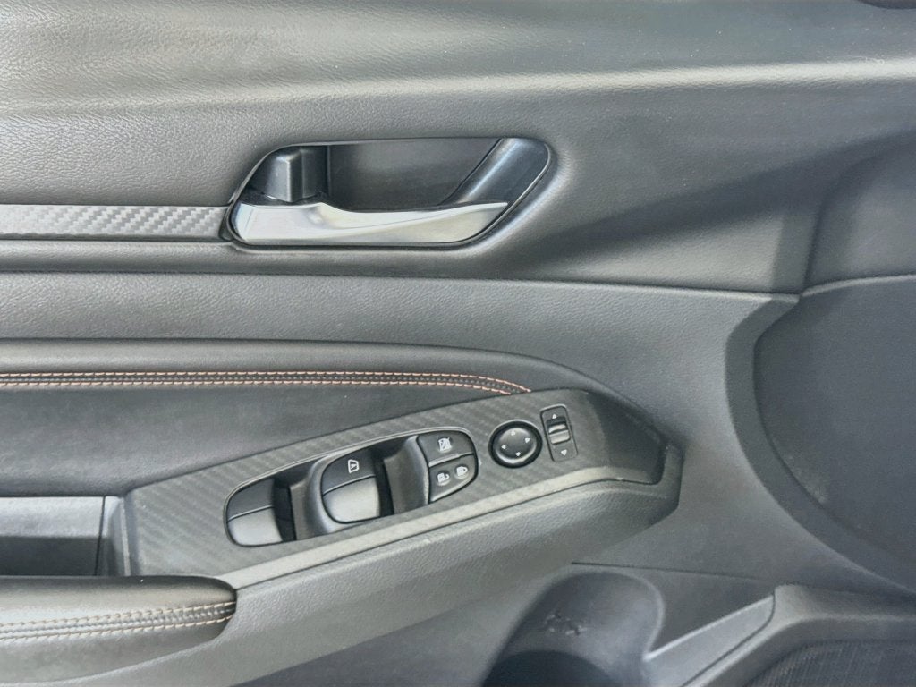 2021 Nissan Altima 2.0 SR
