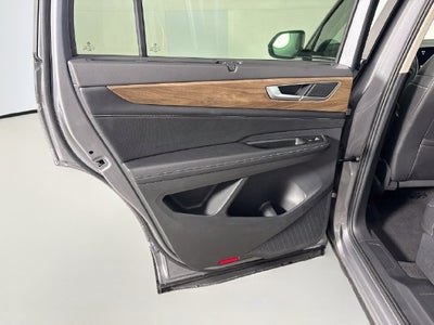 2026 Volkswagen Atlas SE w/Technology