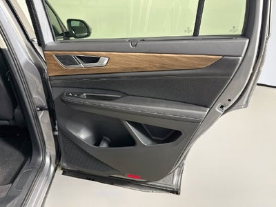 2026 Volkswagen Atlas SE w/Technology