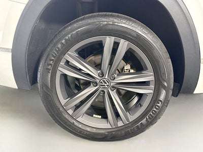 2021 Volkswagen Atlas 3.6L V6 SE w/Technology R-Line