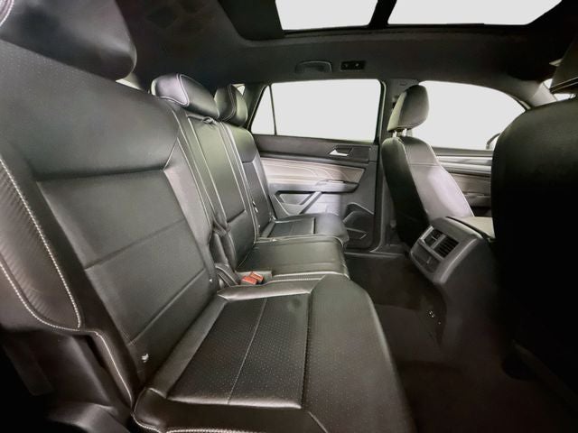2023 Volkswagen Atlas Cross Sport 2.0T SEL R-Line Black