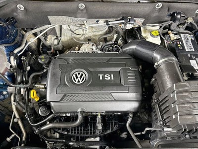 2023 Volkswagen Atlas Cross Sport 2.0T SEL R-Line Black
