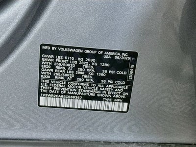 2025 Volkswagen Atlas 2.0T SE w/Technology
