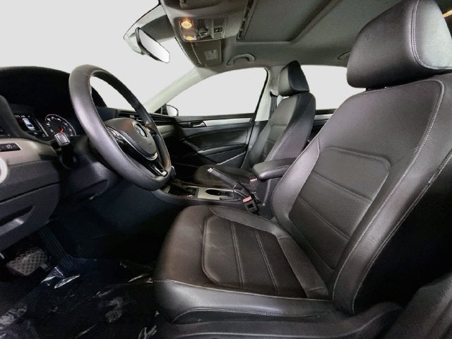 2022 Volkswagen Passat 2.0T SE