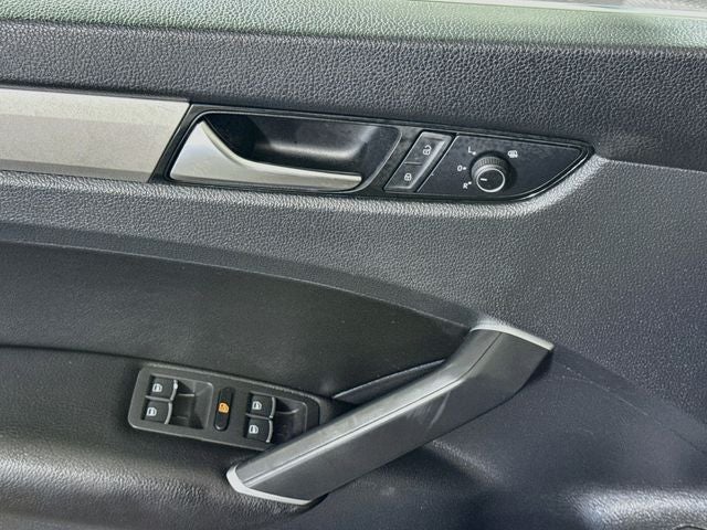 2022 Volkswagen Passat 2.0T SE