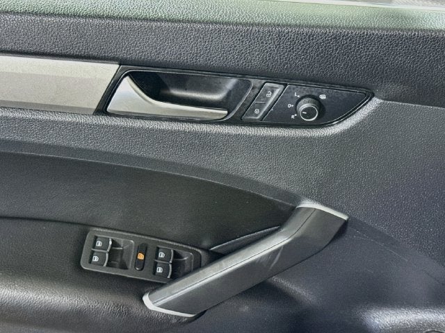 2022 Volkswagen Passat 2.0T SE