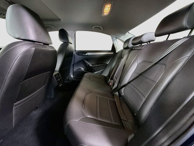 2022 Volkswagen Passat 2.0T SE