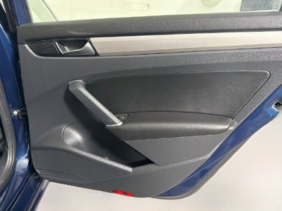 2022 Volkswagen Passat 2.0T SE