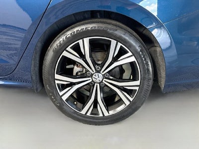 2022 Volkswagen Passat 2.0T SE