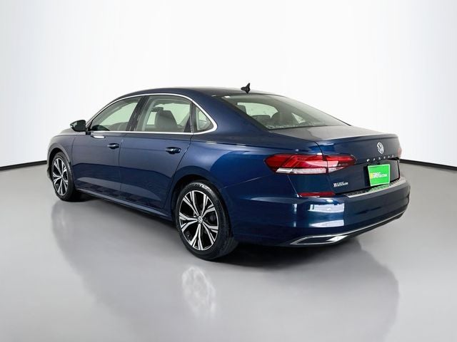 2022 Volkswagen Passat 2.0T SE