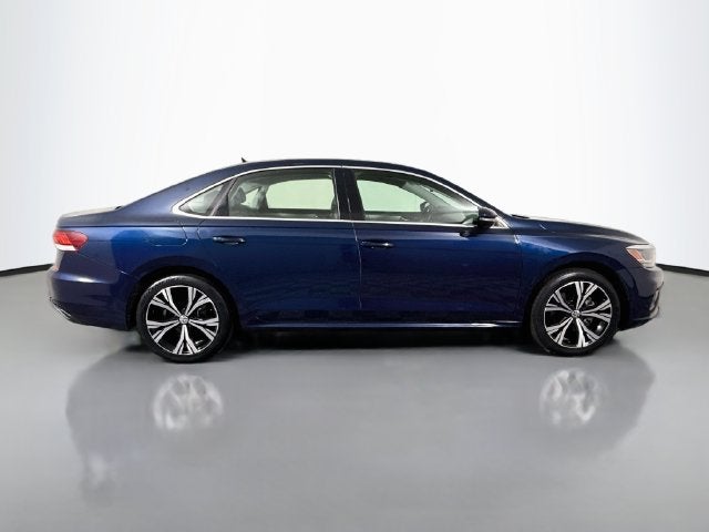 2022 Volkswagen Passat 2.0T SE