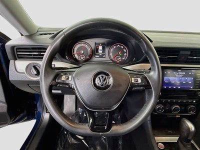 2022 Volkswagen Passat 2.0T SE