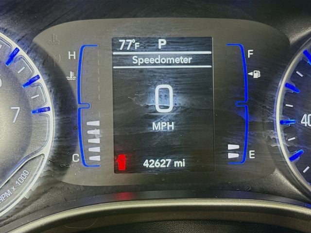 2022 Chrysler Voyager LX