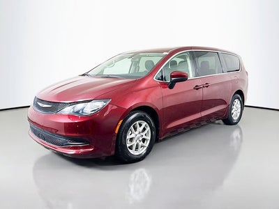2022 Chrysler Voyager LX