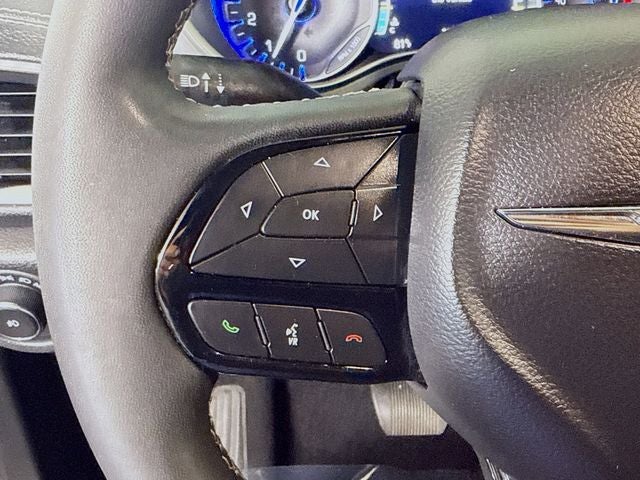 2023 Chrysler Pacifica Touring