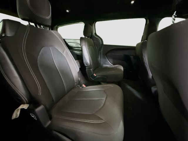 2023 Chrysler Pacifica Touring