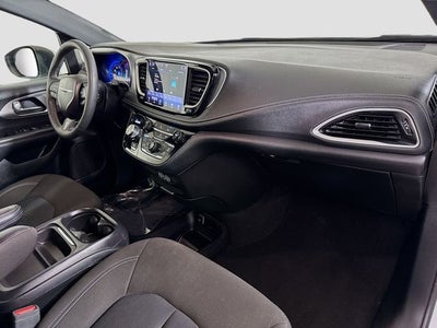 2023 Chrysler Pacifica Touring