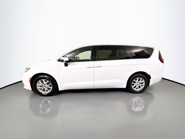 2023 Chrysler Pacifica Touring