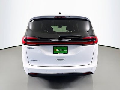 2023 Chrysler Pacifica Touring