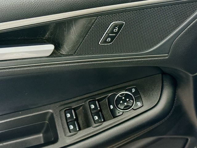 2023 Ford Edge SE