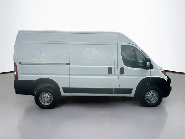 2025 RAM ProMaster 2500 High Roof 136 WB