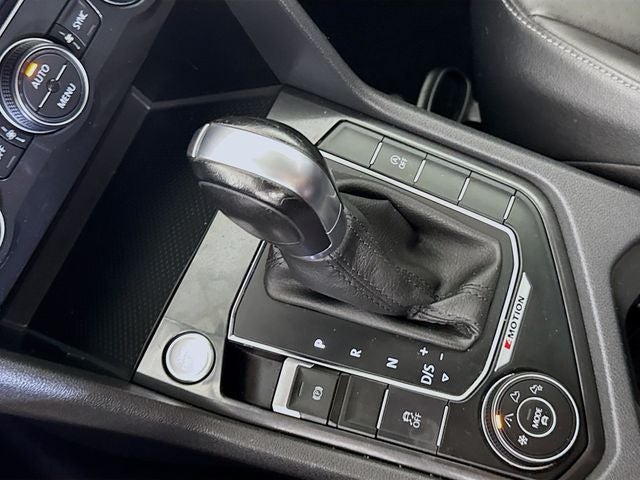 2018 Volkswagen Tiguan 2.0T SEL 4Motion