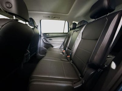 2018 Volkswagen Tiguan 2.0T SEL 4Motion