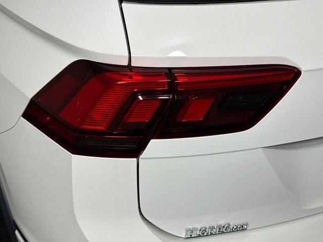 2021 Volkswagen Tiguan 2.0T SE R-Line Black