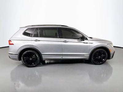 2022 Volkswagen Tiguan 2.0T SE R-Line Black