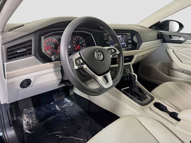 2019 Volkswagen Jetta R-Line