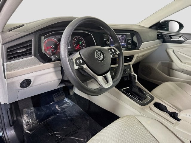 2019 Volkswagen Jetta R-Line