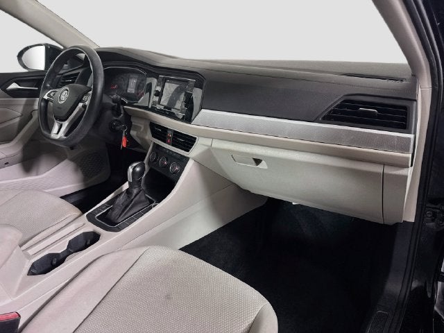 2019 Volkswagen Jetta R-Line