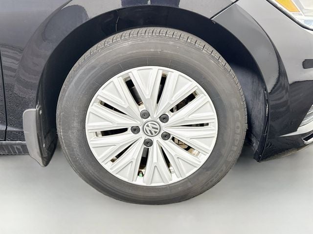2019 Volkswagen Jetta R-Line