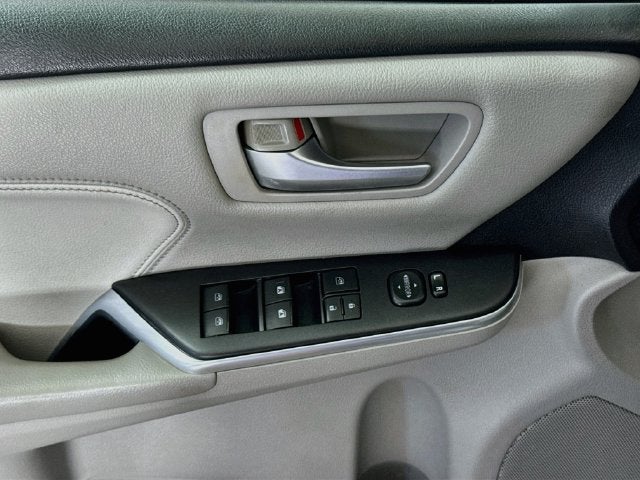 2017 Toyota Camry XLE