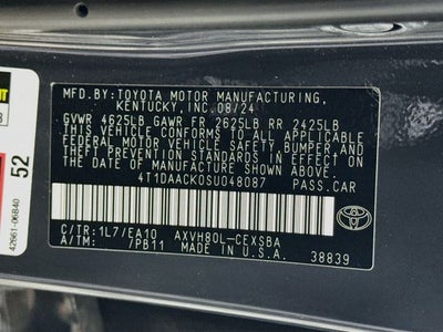 2025 Toyota Camry SE