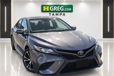 2020 Toyota Camry SE