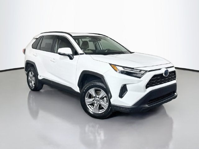 2022 Toyota RAV4 Hybrid XLE