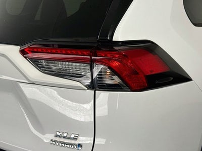 2022 Toyota RAV4 Hybrid XLE