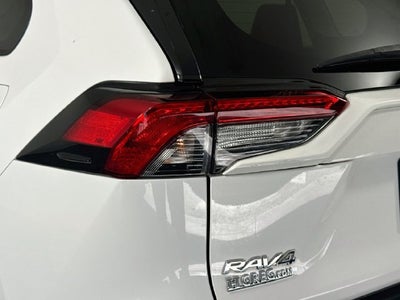 2022 Toyota RAV4 Hybrid XLE