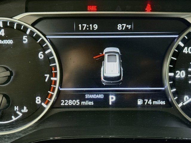 2024 Nissan Pathfinder SV
