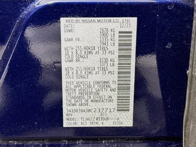 2024 Nissan Pathfinder SV