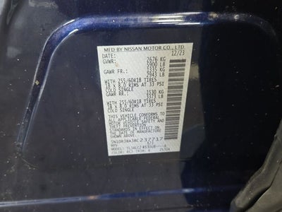 2024 Nissan Pathfinder SV