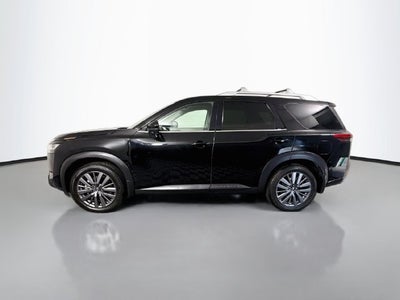2022 Nissan Pathfinder SL