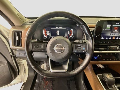 2022 Nissan Pathfinder Platinum