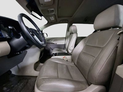 2017 Toyota Sienna XLE 8 Passenger