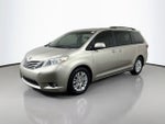 2017 Toyota Sienna XLE 8 Passenger