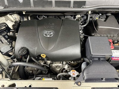 2017 Toyota Sienna XLE 8 Passenger